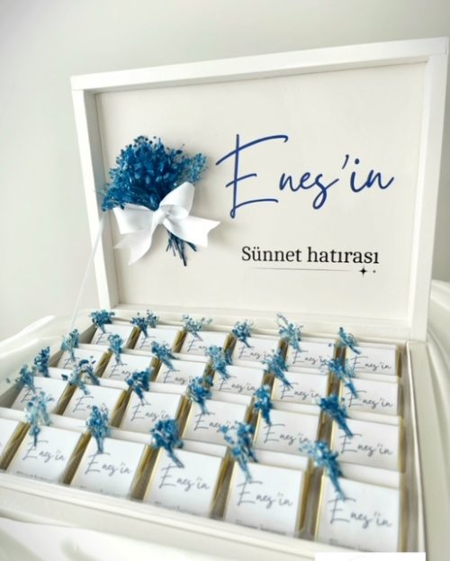 Boîte de chocolats : Prince fleurs bleues