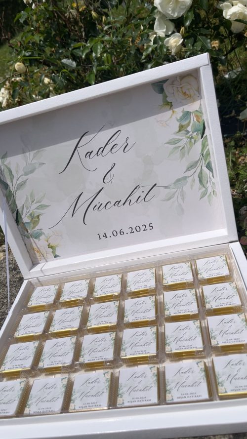 Boîte de chocolats personnalisée – Amour & Événements avec 20 modèles au choix