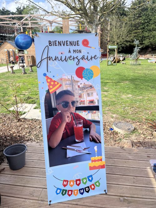 Affiche sur bâche personnalisée avec support – 160 × 60 cm